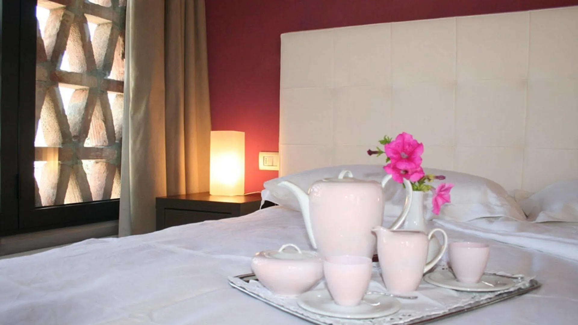 Il Poggiolo Delle Rose Bed&Breakfast Tavarnuzze Bed & Breakfast