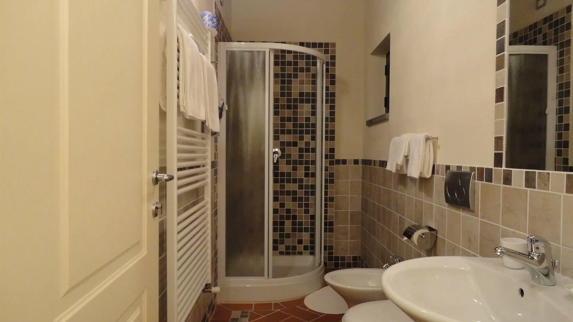 Il Poggiolo Delle Rose Bed&Breakfast Tavarnuzze Bed & Breakfast